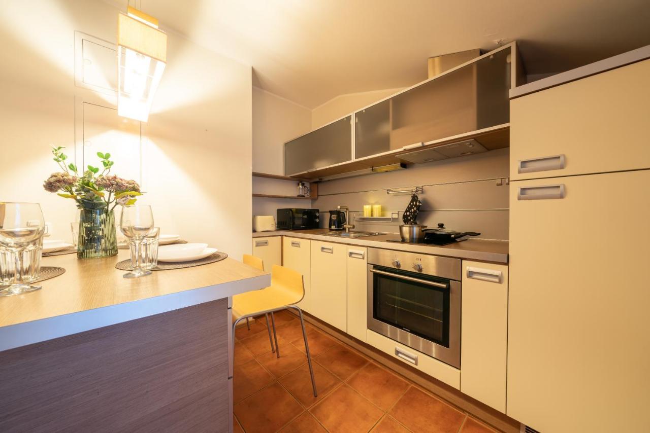 Old Town - Oleviste Apartment Талин Екстериор снимка