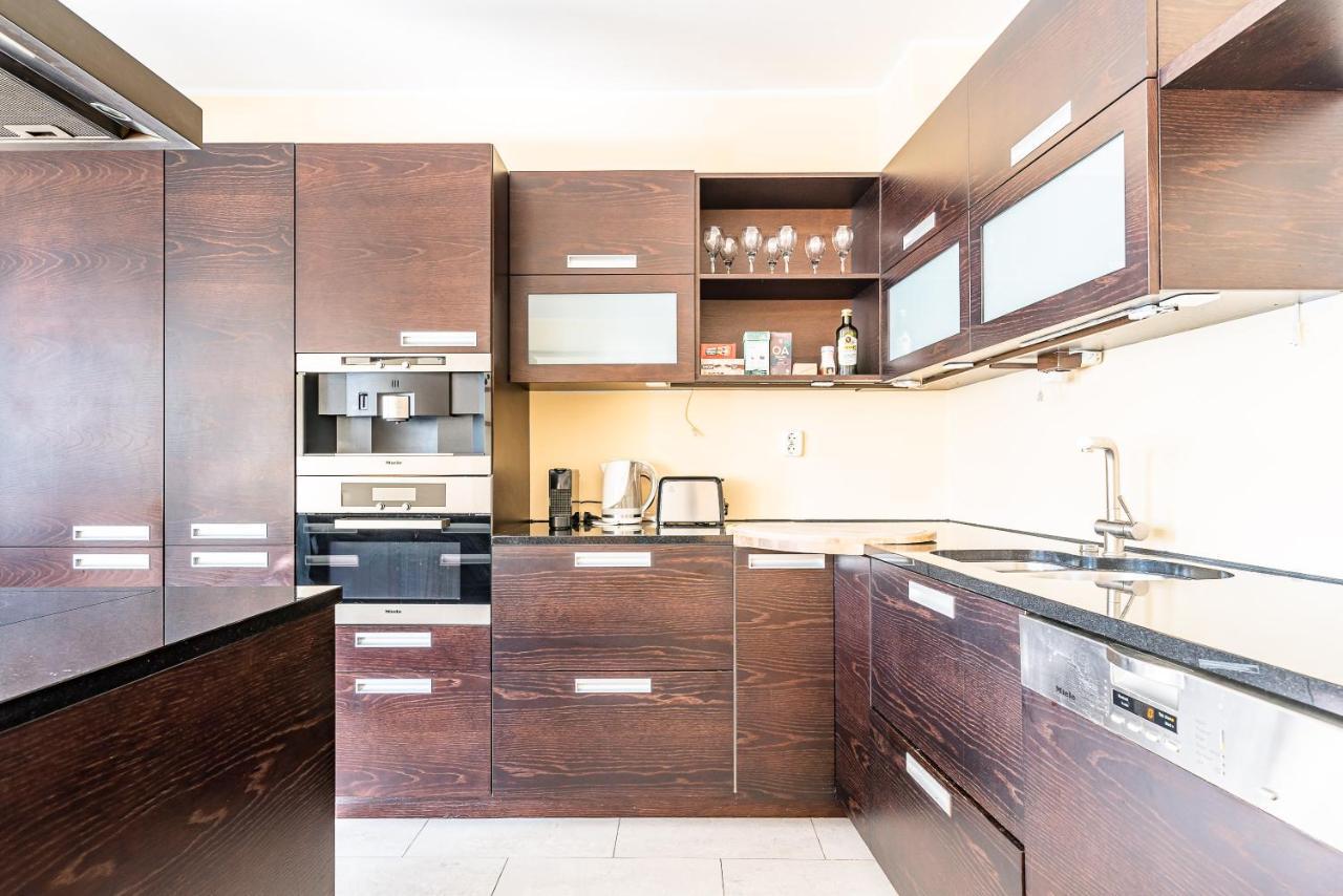 Old Town - Oleviste Apartment Талин Екстериор снимка